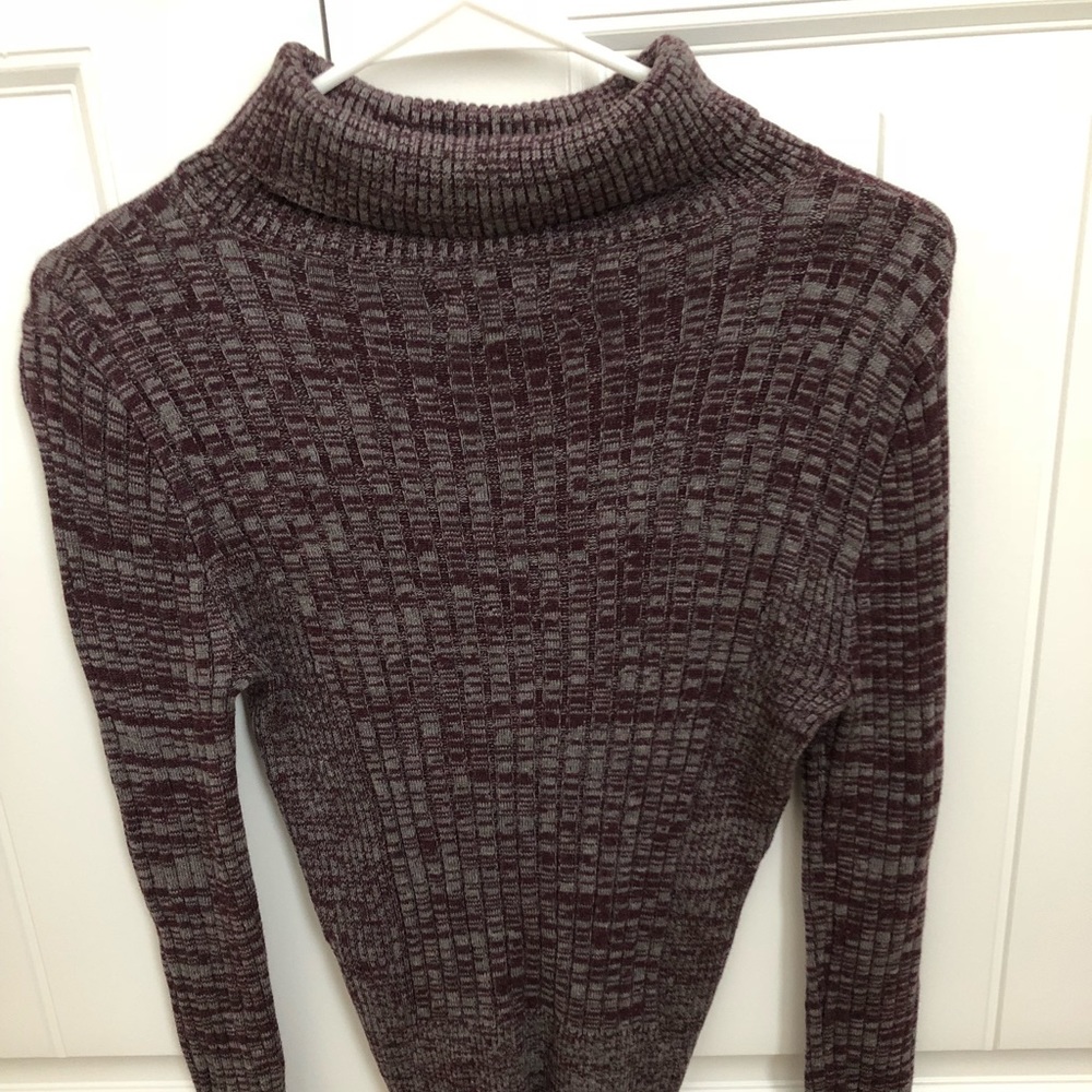 Aeropostal turtle neck sweater - Picture 4 of 4